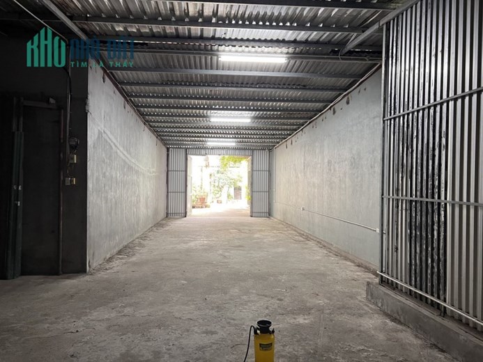 Cho thuê kho xưởng rộng 170M2 giá chỉ 12 TRIỆU tại 167 TRẦN ĐĂNG NINH - HÀ ĐÔNG.