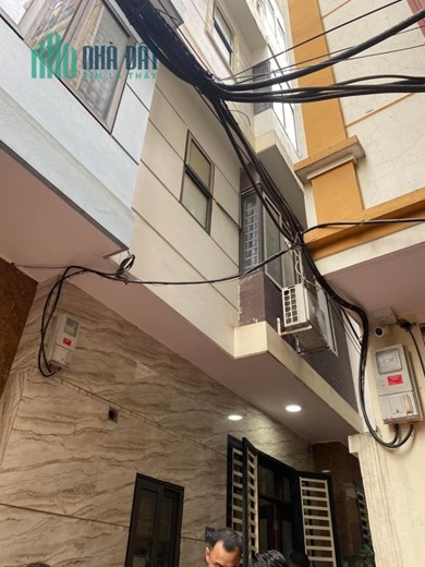 CẦU GIẤY - NHÀ ĐẸP - 10M RA PHỐ -MT RỘNG - DT GẦN 40M , MT 5,4M - NHỈNH 5 TỶ