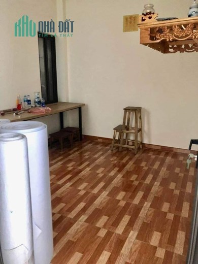 CẦU GIẤY - NHÀ ĐẸP - 10M RA PHỐ -MT RỘNG - DT GẦN 40M , MT 5,4M - NHỈNH 5 TỶ
