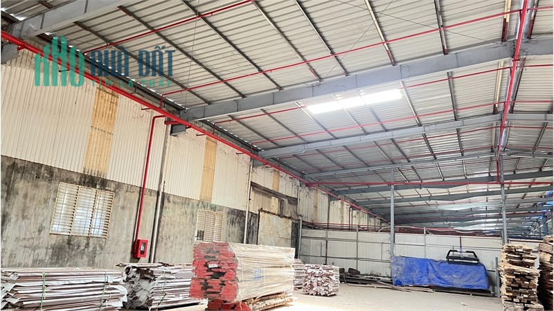nhà xưởng sản xuất cho thuê ngoài KCN, PCCC tự động, vị trí thuận lợi dễ tuyển công nhân