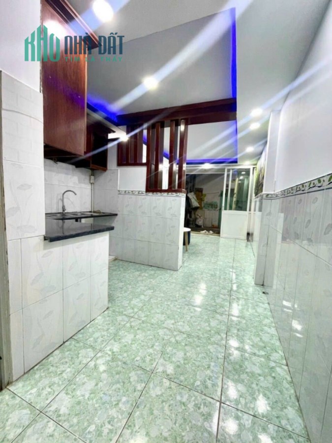 🌹NHÀ ĐẸP NGAY CHỢ BÌNH LONG - ĐƯỜNG SỐ 14 - 22M2 - 2 TỶ 550TR🌹