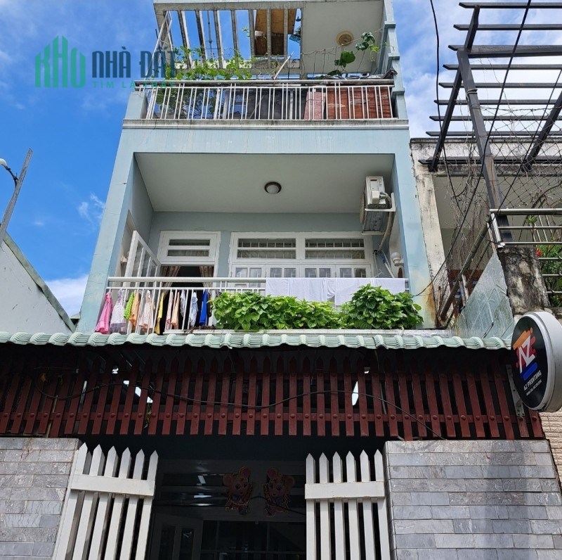 Nhà Hẻm Thông 4Mx18.8M 3Tầng 4PN Đường Huỳnh Văn Nghệ Quận Tân Bình.