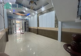 KINH TẾ YẾU , GIẢM NHANH 450TR - 38M2- SAU GIẢM  5 TỶ 050 - SƯ VẠN HẠNH QUẬN 10