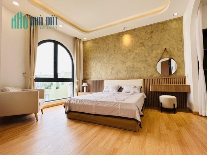 Bán nhà Tân bình -HXT - Nhà mới đẹp -Dt 43 m2 - Giá chỉ 10,8 tỷ Tl