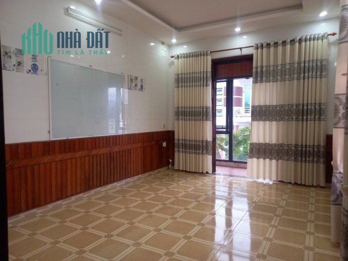NHÀ ĐẸP 4 TẦNG LÔ GÓC MT HẢI CHÂU KIÊN CỐ - ĐƯỜNG RỘNG - KINH DOANH ĐỈNH