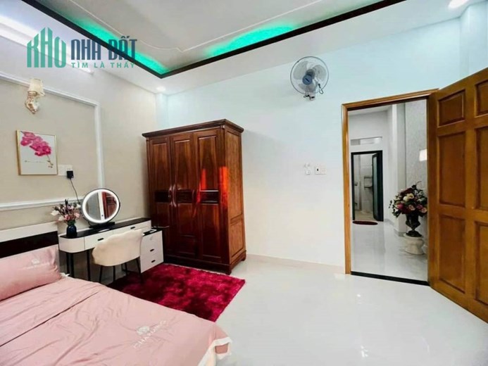 Bán nhà Gò Vấp sát Lotte Mart. 45m2, 5 tầng, oto ngủ trong nhà dưới 7 tỷ