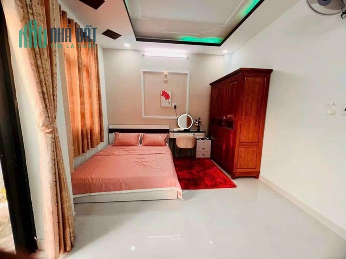 Bán nhà Gò Vấp sát Lotte Mart. 45m2, 5 tầng, oto ngủ trong nhà dưới 7 tỷ