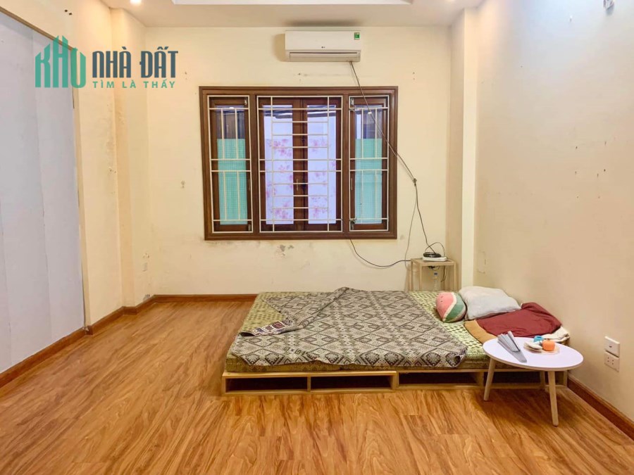 TRUNG TÂM CẦU GIẤY – NHÀ ĐẸP - NGÕ THÔNG – GẦN Ô TÔ – 5 TẦNG, 32M2, 4.75 TỶ