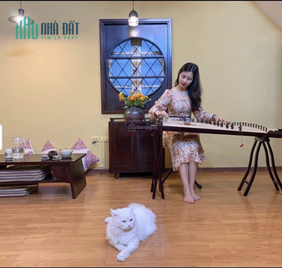 cho thuê 1 căn nhà Pháp cổ tại đường Yên Phụ Tây Hồ 80m2