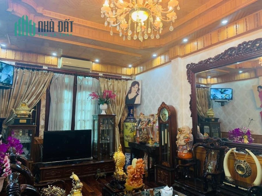 Bán nhà Nguyễn Trãi, 76m gara, thang máy, chỉ 14 tỷ 2