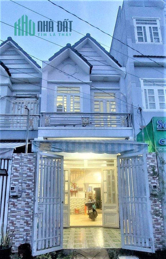 Chỉ 2.25 tỷ TL, 2 tầng BTCT, 50m2, Hẻm xe tải 8m, Hương Lộ 2, Tây Lân, Bình Tân.