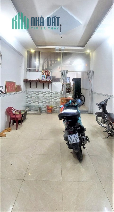 Chỉ 2.25 tỷ TL, 2 tầng BTCT, 50m2, Hẻm xe tải 8m, Hương Lộ 2, Tây Lân, Bình Tân.