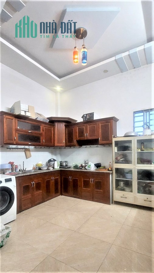 Chỉ 2.25 tỷ TL, 2 tầng BTCT, 50m2, Hẻm xe tải 8m, Hương Lộ 2, Tây Lân, Bình Tân.