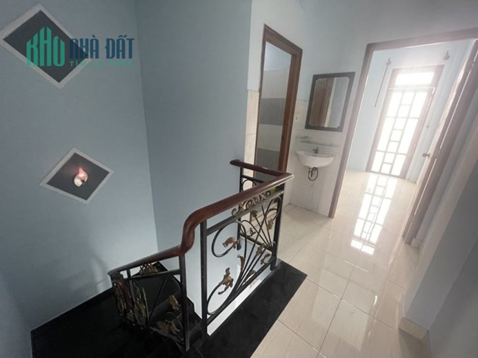 KINH TẾ YẾU , GIẢM NHANH 450TR - 38M2- SAU GIẢM  5 TỶ 050 - SƯ VẠN HẠNH QUẬN 10