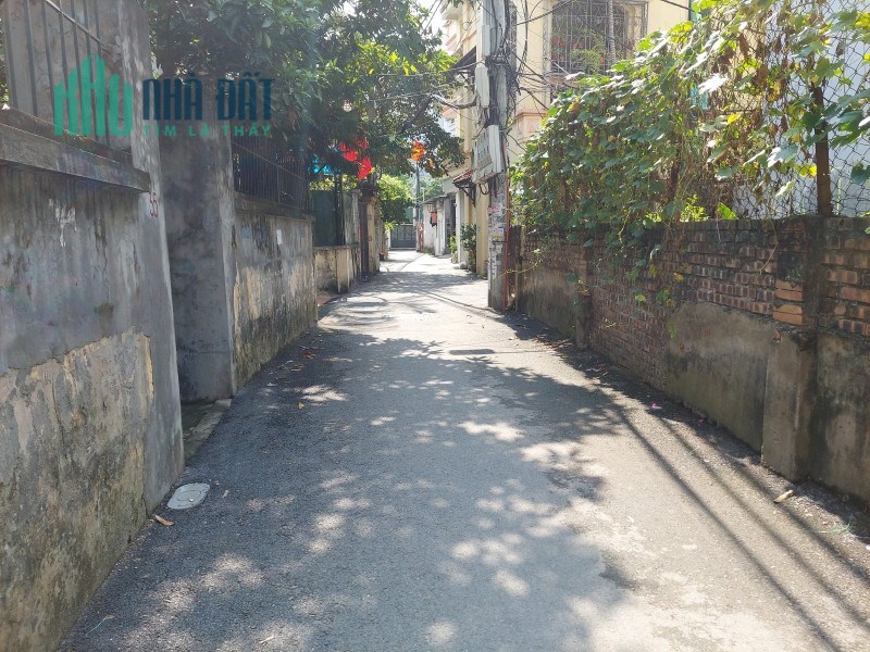 Bán nhà 5 tầng Ngọc Thụy,Long Biên 41m2 ,Mt 4.5m ,lô góc nhỉnh 4 tỷ