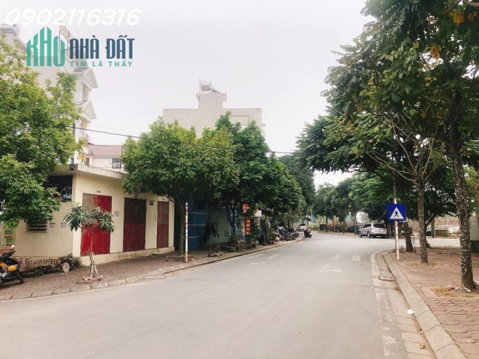Bán nhà Việt Hưng, xe tải tránh dừng đỗ thoải mái, 65m2 giá nhỉnh 8 tỷ