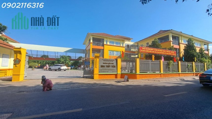 Bán nhà Việt Hưng, xe tải tránh dừng đỗ thoải mái, 65m2 giá nhỉnh 8 tỷ