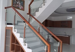 NHÀ MỚI XÂY CHƯA Ở, KỆT TIỀN BÁN LUÔN. 2 TẦNG, 56M2, HhOÀNG VĂN THÁI, GIÁ 2.2 TỶ