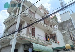 HÀNG NGỘP:
BIỆT THỰ 3 TẦNG HẺM Ô TÔ LÊ THỊ HOA BÌNH CHIỂU – KHUÔN VIÊN 150M2, GIÁ CHỈ HƠN 6 TỶ.