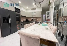Bán Nhà 4x14m, Giá 4,8 Tỷ, Hẻm Xe Hơi Đường Số, Phường Tân Kiểng, Q7.