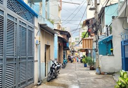 Bán nhà Hà Tôn Quyền P4 Q11 HXH Gần mặt Tiền Đường khu BB 3 tầng 2 PN