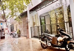 "Cực Hót, Nhà trung tâm khu K300 Tân Bình. 4.7 x 12, 54m2, 4 tầng 4pn chỉ 6.7 tỷ 0908233029