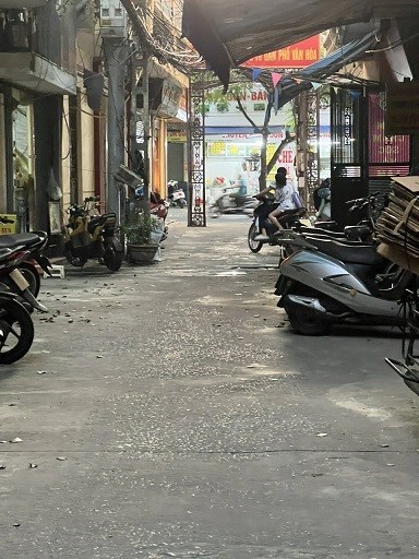 CHÍNH CHỦ CẦN BÁN NHÀ 4 TẦNG TẠI LÊ HỒNG PHONG, HÀ ĐÔNG, HÀ NỘI