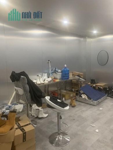 Cho thuê nhà phố La Thành ,70 m2 x 1 tầng , giá 9tr