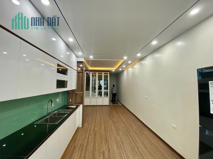 Bán nhà lô góc, Ngõ 162 Khương Đình, ô tô, kinh doanh, thang máy, full đồ, 45m* 6T nhỉnh 7 tỷ