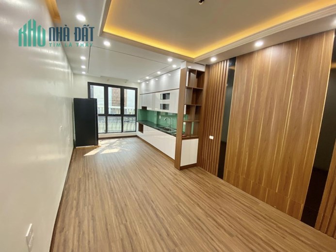 Bán nhà lô góc, Ngõ 162 Khương Đình, ô tô, kinh doanh, thang máy, full đồ, 45m* 6T nhỉnh 7 tỷ