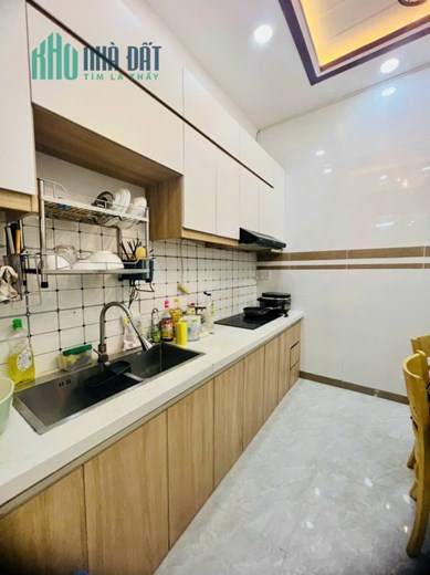 TT GÒ VẤP NGAY LOTTE NGUYỄN VĂN LƯỢNG - HẺM XE HƠI LT - DT 45M2 3PN  NỞ HẬU - NHÀ MỚI Ở LUÔN - TẶNG