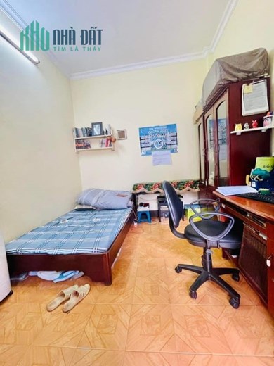 Bán nhà Yên Lạc 44m2, 4T, MT 8m, 5.4tỷ, 1 nhà ra phố, an ninh tốt, 0977097287