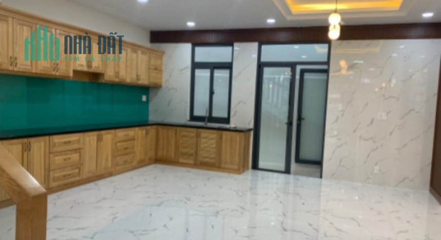 Mua Nhà Quận 7 Gía Siêu Hời - Nhà 4 Tầng mới xây, Ngang bề thế hơn 6m, Đẹp như Biệt Thự
