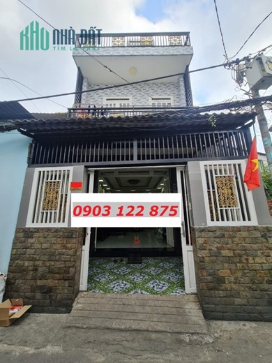 Nhà 2 Tầng nở hậu hơn 5m, Nội thất rất đẹp, Hẻm xe hơi, đường Lê Văn Lương Quận 7