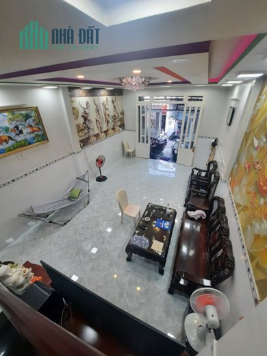 Nhà 2 Tầng nở hậu hơn 5m, Nội thất rất đẹp, Hẻm xe hơi, đường Lê Văn Lương Quận 7
