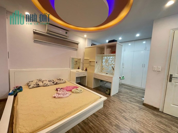 Bán nhà Minh Khai, Hai Bà Trưng 37m, 5T, MT 4m, KD online, cách MP 30m, ngõ to.