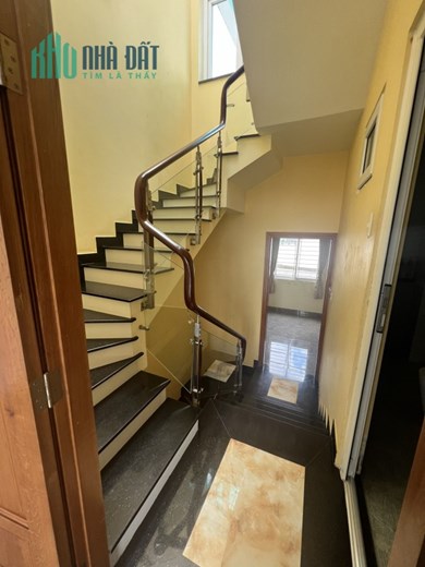 MẶT TIỀN CHỢ PHÚ NHUẬN, KINH DOANH, 56M2, 5 TẦNG, 13.5 TỶ