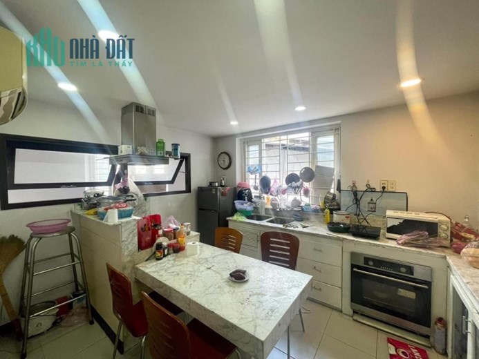 KHU HIẾM NHÀ BÁN - Q5F5-SỔ NỞ HẬU - SÁT MẶT TIỀN