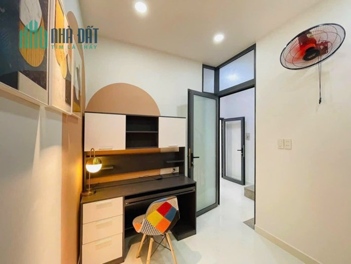 Bán Nhà Phan Đăng Lưu, Phú Nhuận, 4Lầu,6 Phòng, 4.5tỷ