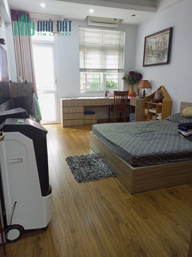 Bán nhà Tây Sơn 36m2 4 tầng, ngõ 3 gác đua, full nội thất, 4,2 tỷ