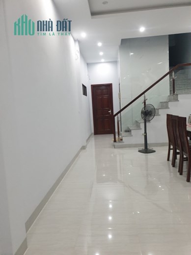 Bán nhà Chùa Bộc 30m2 4 tầng, 2 thoáng, nhà đẹp ở ngay, 4.5 tỷ