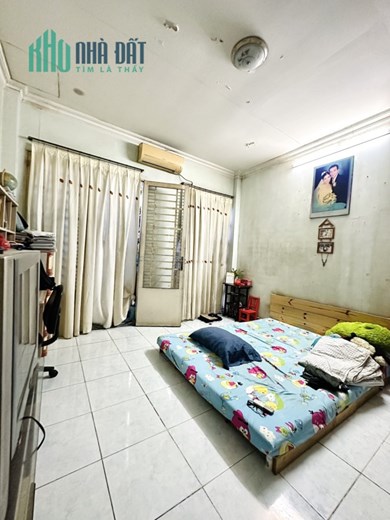 Bán Nhà MT Trần Khắc Chân, PN, 48m2, 3 tầng, Giá 7.8 tỷ TL 0964364745