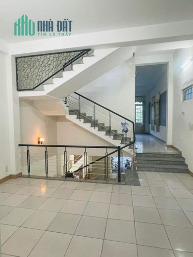 Bán nhà 3 tầng 2 mặt tiền đường Nguyễn Phước Nguyên