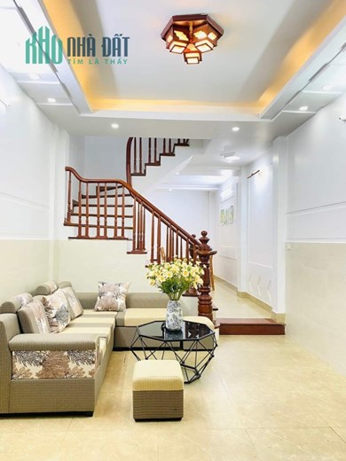Cần bán nhà Văn Tiến Dũng 34m2, 4 tầng cạnh ô tô, hồ an sinh tốt chỉ 3 tỷ