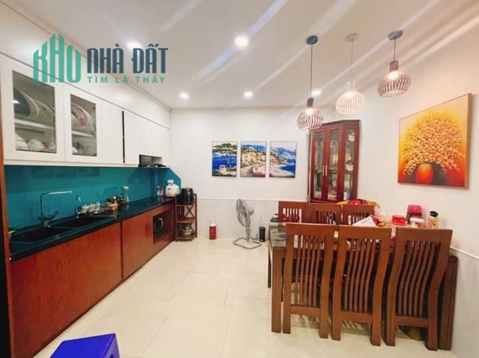NHÀ VÕNG THỊ QUẬN TÂY HỒ  CHỈ 50M RA ÔTÔ ĐẬU ĐỖ NGÀY ĐÊM DT: 55M2 4TẦNG MT 4.3M 4 PHÒNG NGỦ GIÁ: