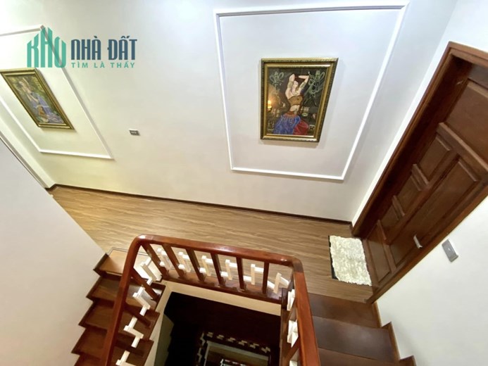 ÂU CƠ - GARA 7 CHỖ, THANG MÁY XỊN, KINH DOANH TỐT 12.2 TỶ