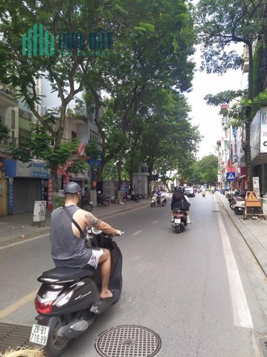 ĐẤT ĐẸP ĐỘI CẤN - Ô TÔ VÀO NHÀ - 30M RA MẶT PHỐ - 129TRIỆU/M2