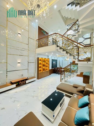 Bán nhà phố mặt tiền  kinh doanh  5m DTSD 300m P. Hiệp Bình Chánh Thủ Đức