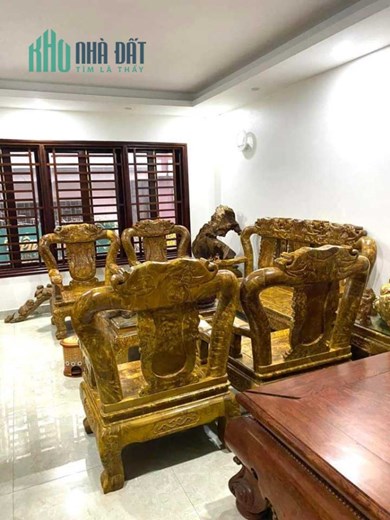 Bán Nhà Phố Nguyên Hồng 50,4m2 x 7 tầng thang máy, thông sàn kinh doanh, nội thất sang trọng, giá