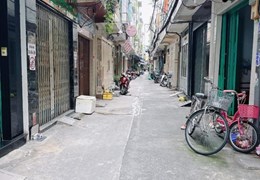Nhà đẹp  hẻm 4,5m Đúc 4 tấm  Hoàng Diệu Q4 cách Q1-50m Giảm 200 triệu